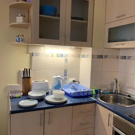 Cozy Studio In Blue 아파트